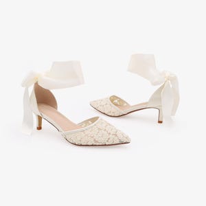 Ivory Crochet Lace Pointy Toe Wedding Low Heels with Wrapped Ankle Tie, Bridal Shoes, Bridal Low Heels, Kitten Heels image 3