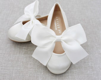 Ivory Satin MaryJane with satin bow - Flower girl shoes, Ivory Shoes, Toddler Shoes, Girls Shoes