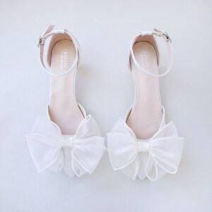 Ivory Satin Pointy Toe Low Heels with Layered Organza Bow, Fall Wedding Shoes, Bridal Shoes, Bridal Low Heels, Kitten Heels image 3