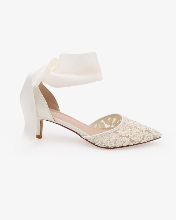 Ivory Crochet Lace Pointy Toe Wedding Low Heels with Wrapped Ankle Tie, Bridal Shoes, Bridal Low Heels, Kitten Heels