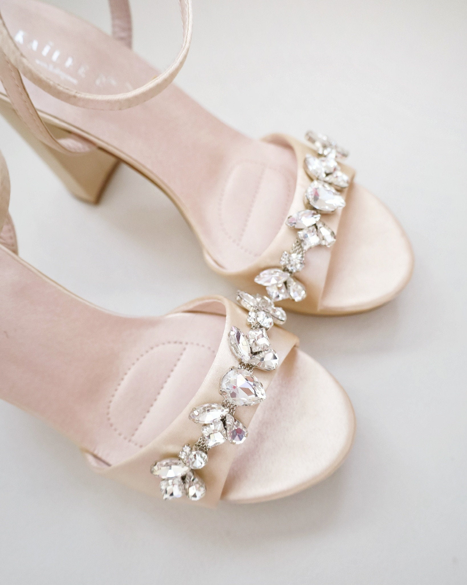 Onsoyours Sandali Con Tacco A Blocco E Strass Per Donna - Plateau Estivi, Chiusura Con Cerniera, Colore Beige, Eleganti E Comodi, 38 EU - 2