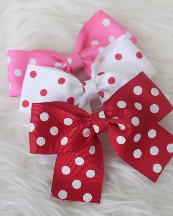 Girls Red and white polka dot Disney Minnie handmade hair bow clips accessories 