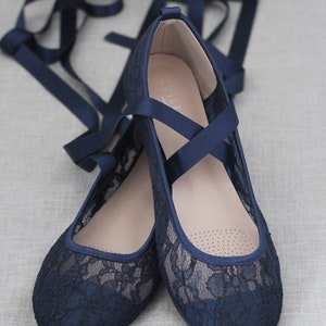 Navy lace flat shoes 2025