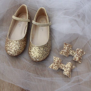 Gold Rock Glitter Mary Jane Flats for Fall Flower Girls Shoes, Girls Shoes, Holiday Shoes, Party Shoes 2 HAIRCLIPS