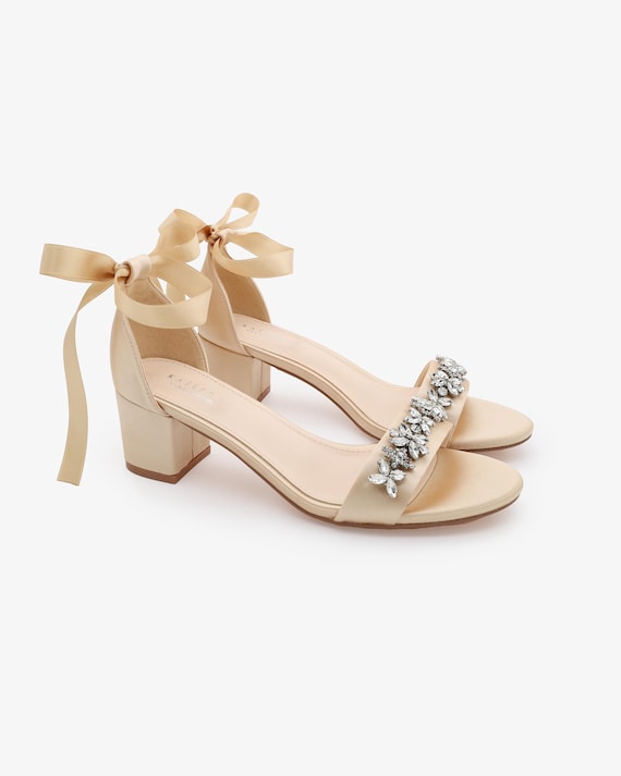 VIP【関税送料無料】希少 Church`s Opal Met Sandals Amazon.com: ABJGHYUT 3 Inches White Pearls Peep Toe Block
