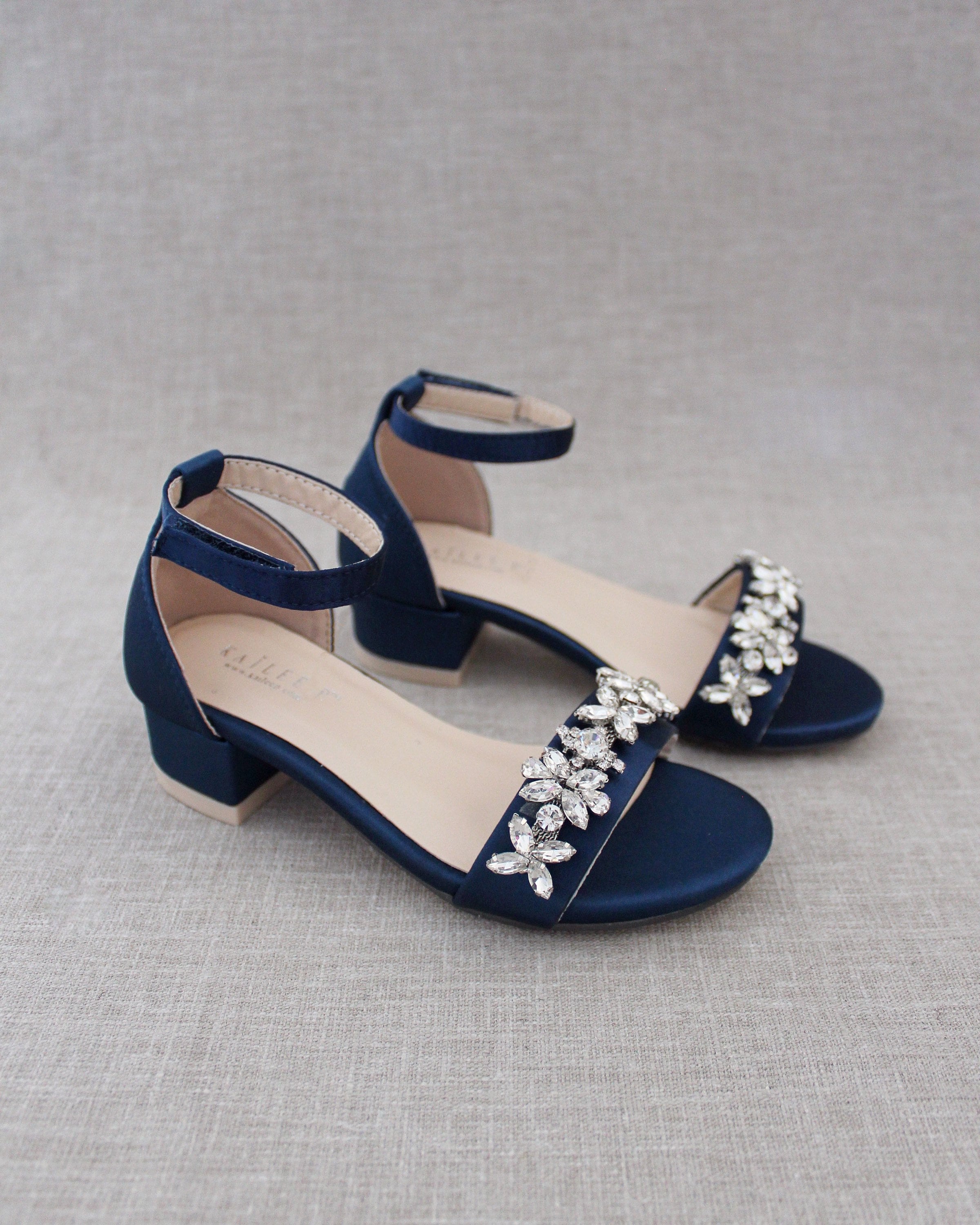 navy blue sandals low heel