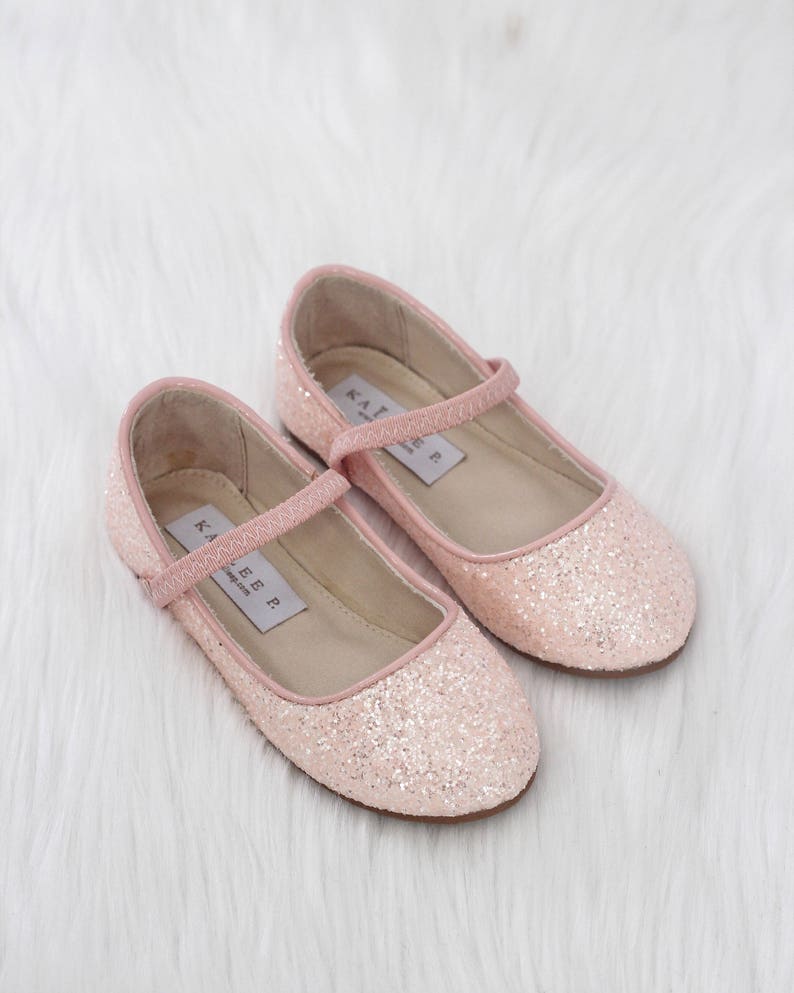 girls light pink shoes