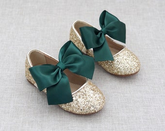 Mary Jane pailletée dorée avec noeud en ruban de satin HUNTER GREEN - chaussures vert chasseur, chaussures Flower Girls, chaussures de vacances, chaussures de soirée