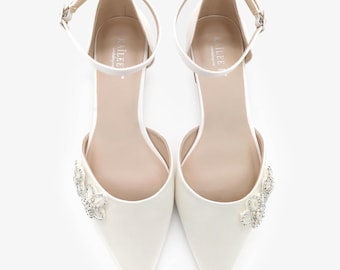 Ivory Satin Pointy Toe Flats with Rhinestones Chassia Flower, Wedding Shoes, Bride Shoes, Bridesmaids Shoes, Ivory Bridal Flats
