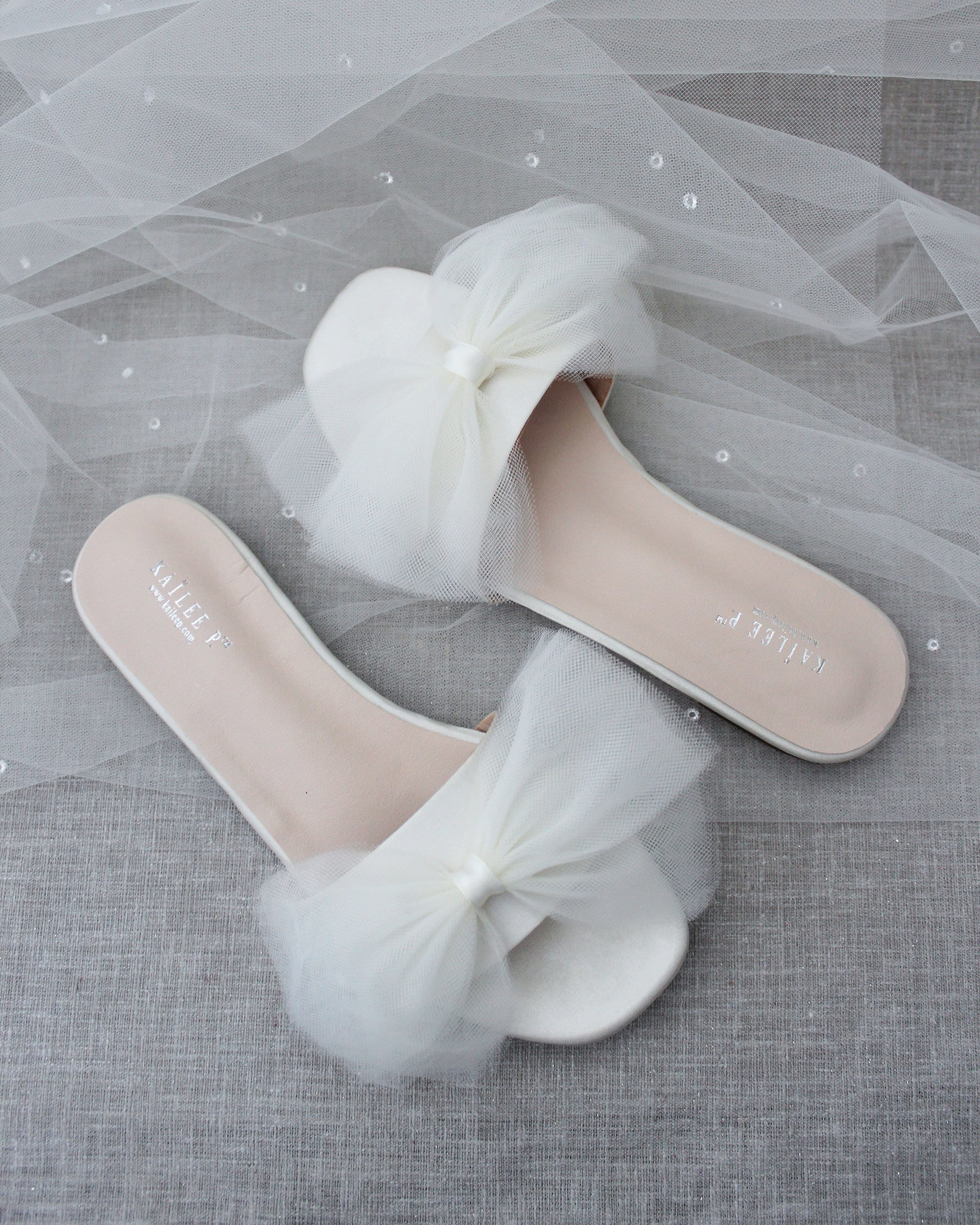 Teal Green Bridal Lace Flip Flops, Iridescent Bridal Sandals, White Flip  Flops, Wedding Flip Flops, Beach Wedding Sandals 