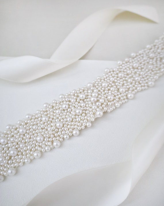 Perla Applique Bridal Sash, Bridesmaids Belt, Wedding Dress  display picture 3