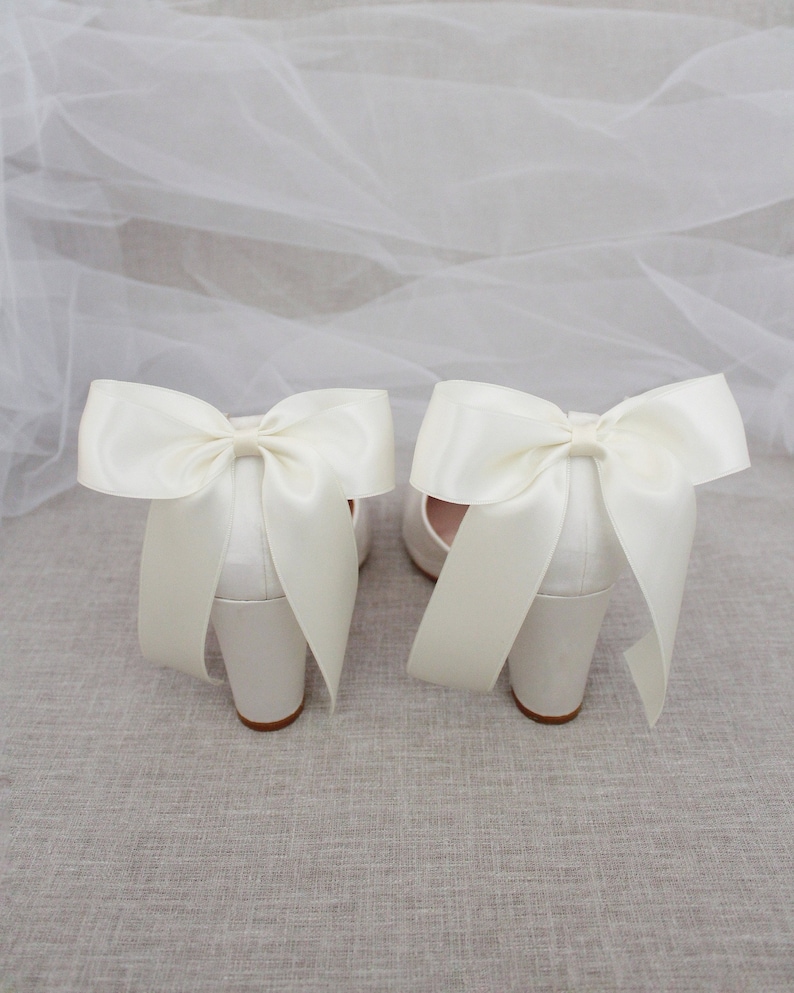 Women & Kids Ivory Satin Block Heel with SATIN BACK BOW, Women Wedding Shoes, Bridesmaids Shoes, Bridal Shoes, Bridal Heels, Bride Pumps image 3