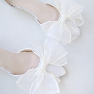 Ivory Satin Pointy Toe Low Heels with Layered Organza Bow, Fall Wedding Shoes, Bridal Shoes, Bridal Low Heels, Kitten Heels image 4