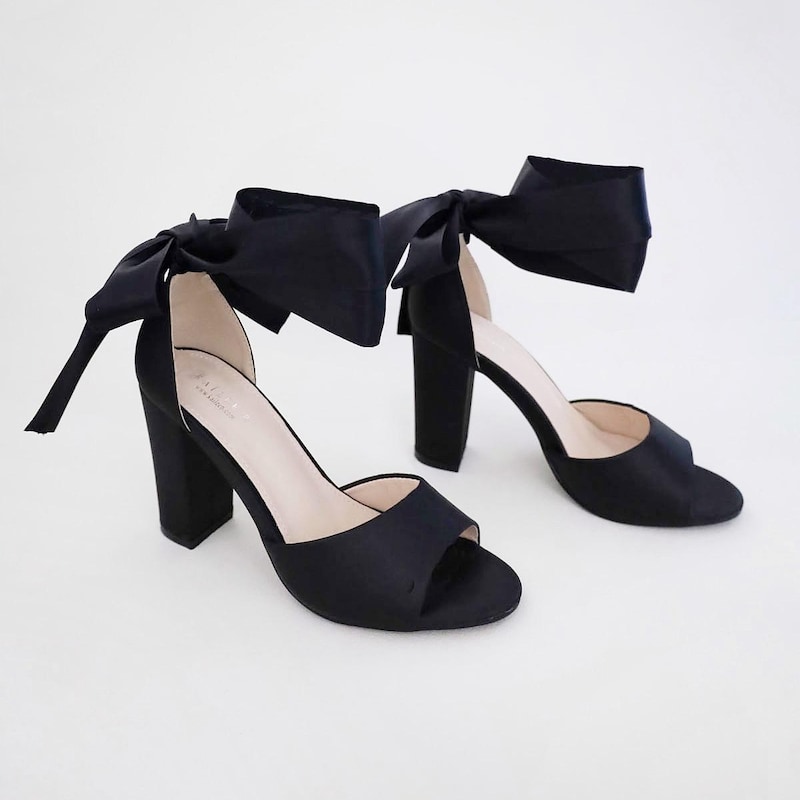 Twisted Ribbon Sandal