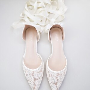 Women's Wedding Shoes Floral Lace Pointed Toe Flat Bridal Shoes,H24 main image 1