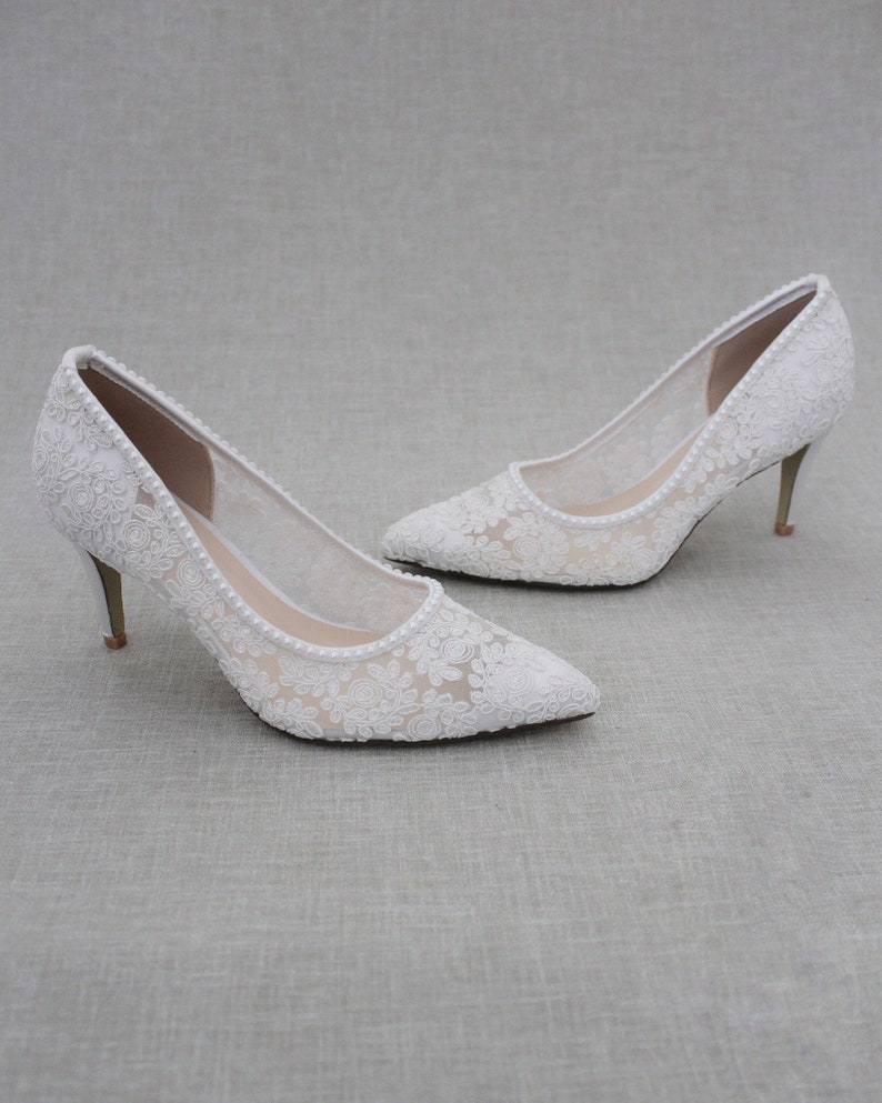 White Crochet Pointy Toe PUMPS With MINI PEARLS Women Wedding Etsy