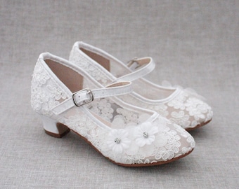 Tacones Mary Jane de encaje blanco con apliques de flores - Zapatos de niña de flores, zapatos de bautismo y bautizo, tacones de encaje para niñas
