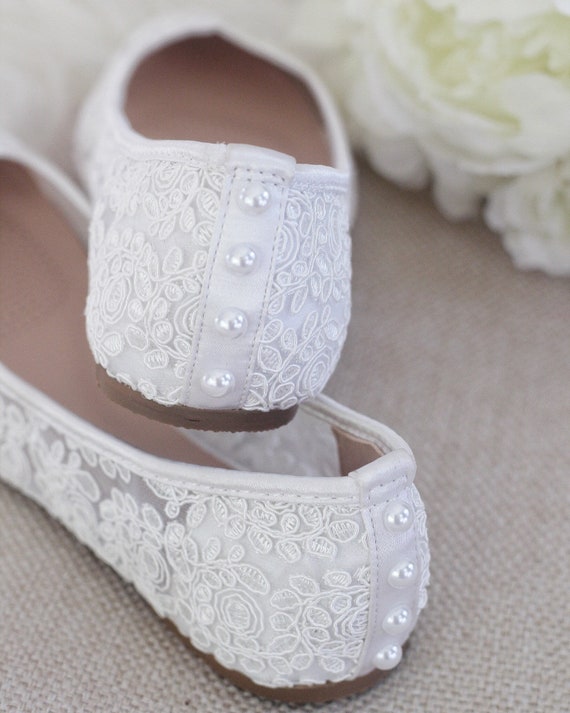 White Lace Round Toe Flats with BACK PEARLS Women Wedding Lace Shoes Bridal Lace Shoes Bridal Lace Flats White Bride Shoes Women Flats