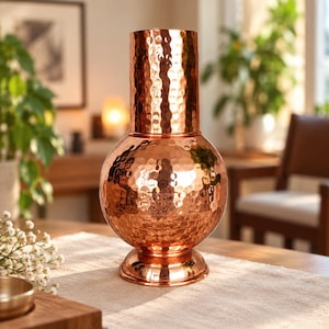 Pure Copper Bedroom Water Bottle With Inbuilt Glass | Surai Design 700ML | Hammered Copper Bedside Bottle | Handmade Indian Copper Bottle