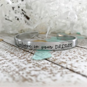 Believe in your dreams bracelet--dream bracelet--motivational bracelet--believe in yourself--senior gift--senior bracelet