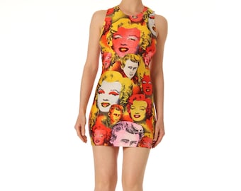Década de 1990 GIANNI VERSACE Jersey rojo y amarillo de poli /lycra Novedad icónica Marilyn Monroe Estampado Vestido Stretch