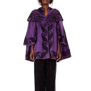 Victorian Purple & Black Silk Satin 1850-70 Cape With Hand-Quilted Lining Appliqués image 1