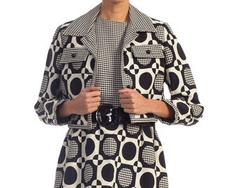 1960'S Black & White Cotton Blend Jaquard Mod Op-Art Dress With Matching Jacket Belt