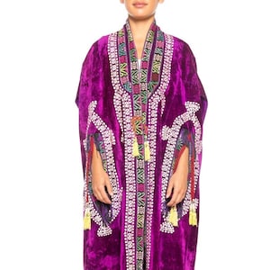 1970S Purple Velvet Antique Ethnic Embroidered Cape With Ikat Trim image 1