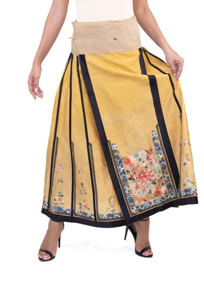 Victorian Yellow Hand Embroidered Silk Antique Chinese Skirt image 4