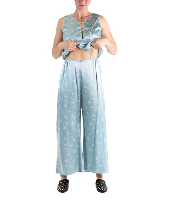 1940S Powdered Blue Rayon Satin Bow Print Pajamas - image 4