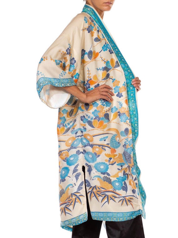 1960S Blue  Cream Floral Silk Kimono - image 3