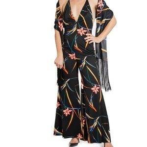 1970S Black & Tropical Rayon Jumpsuit With Matching Shawl image 4