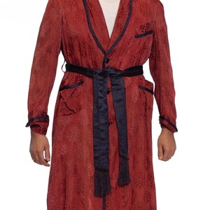 1920S Maroon Silk Jaquard Antique Mens Robe image 2