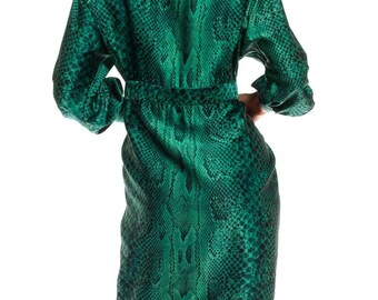 1980S Martha'S Emerald Green Snake Print Silk Satin Long Sleeved Wrap Cocktail Dress