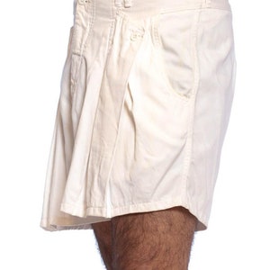 1980'S White Cotton Twill High Waisted Pleated Shorts image 6