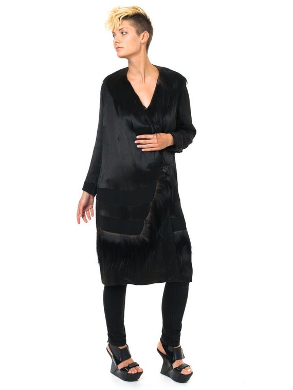 1920S Black Silk Satin  Coat Trimmed In Shaggy Fur - image 9