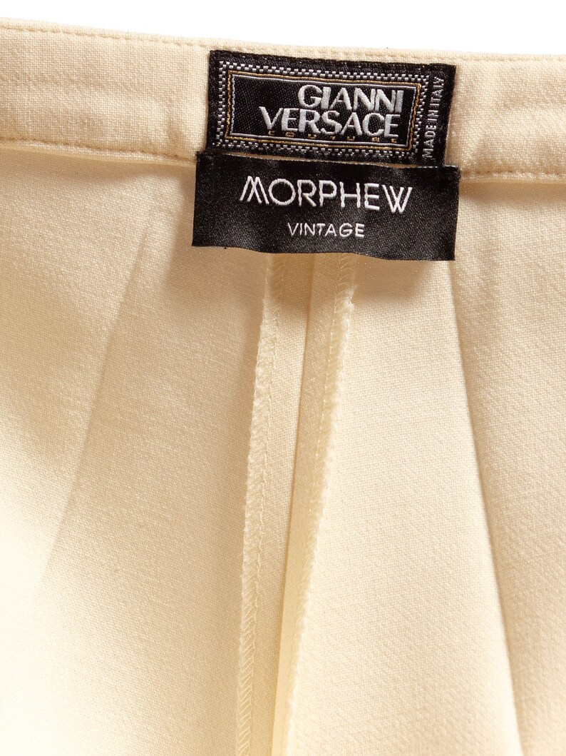 1990S Gianni Versace Cream Wool Crepe Cigarette Pants image 9