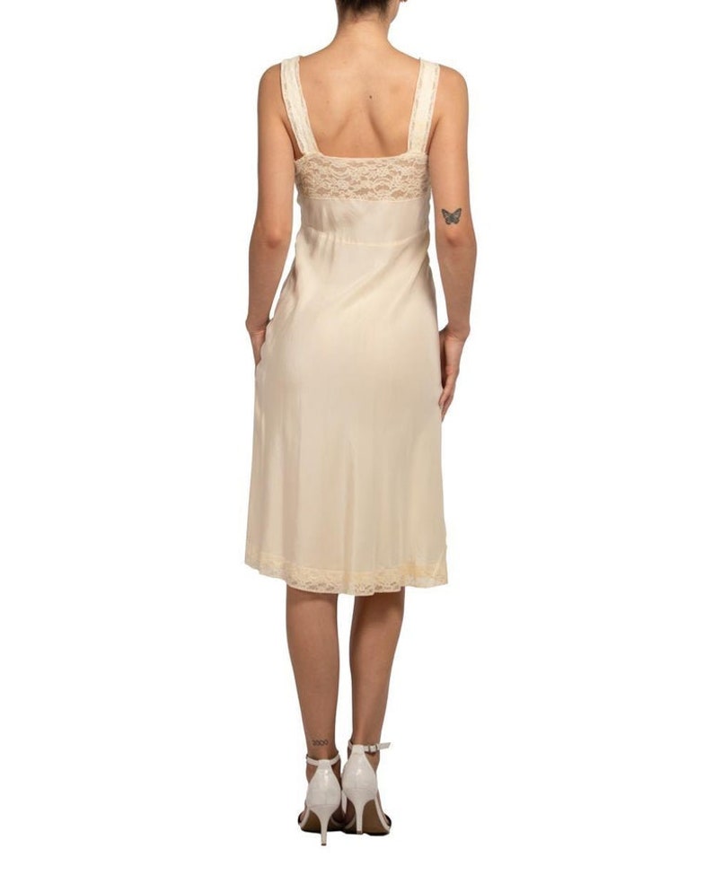 1940S Cream Bias Cut Silk Crepe De Chine Slip With Lace Detail At Top And Bottom image 5