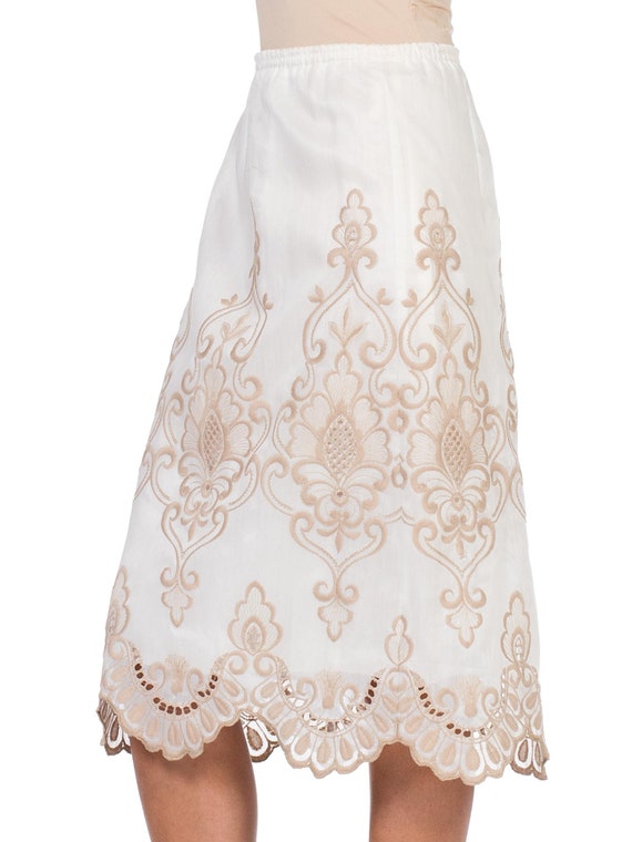 1970S Victorian Style Embroidered Lace  Skirt - image 5