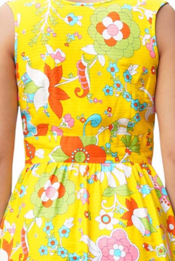 1970S Yellow Floral Print Wrap Dress - image 9