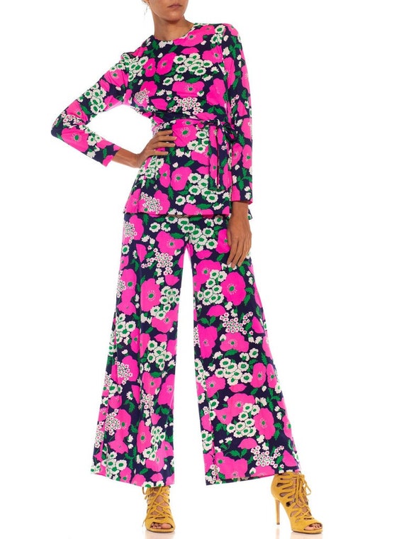 1960S Hot Pink, White  Navy Nylon Flower Power Mo… - image 4