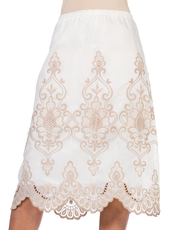 1970S Victorian Style Embroidered Lace  Skirt - image 9