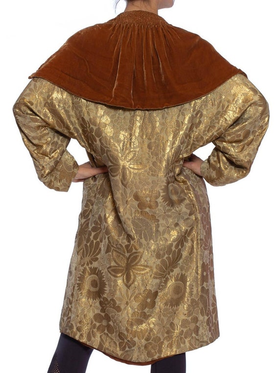 1920S Art Deco Silk Lamé Cocoon Coat Lined In Vel… - image 9