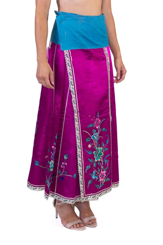 Victorian Fuchia Hand Embroidered Silk Jacquard C… - image 9