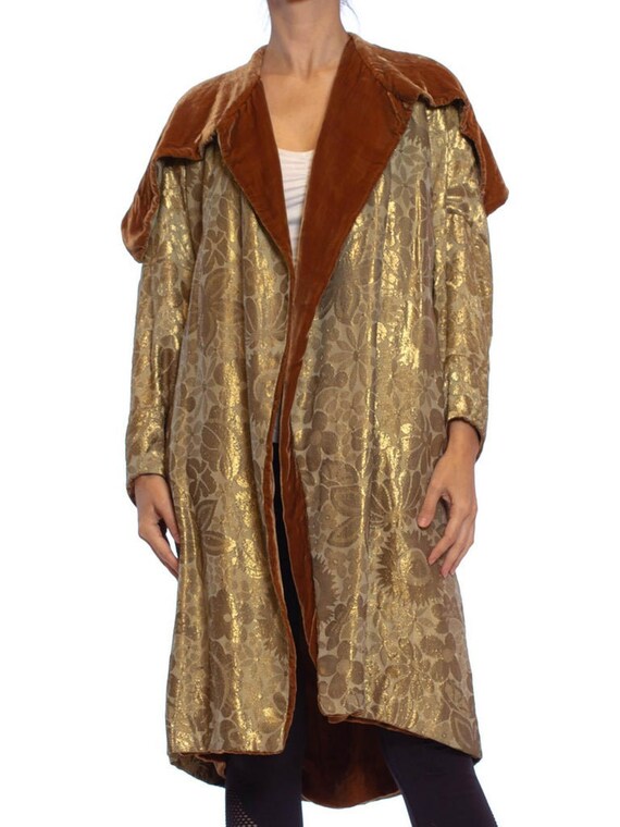 1920S Art Deco Silk Lamé Cocoon Coat Lined In Velv