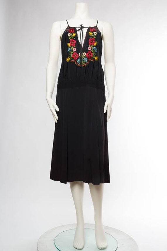 1940S Morphew Collection Rayon Bohemian Embroidere
