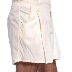 1980'S White Cotton Twill High Waisted Pleated Shorts image 3