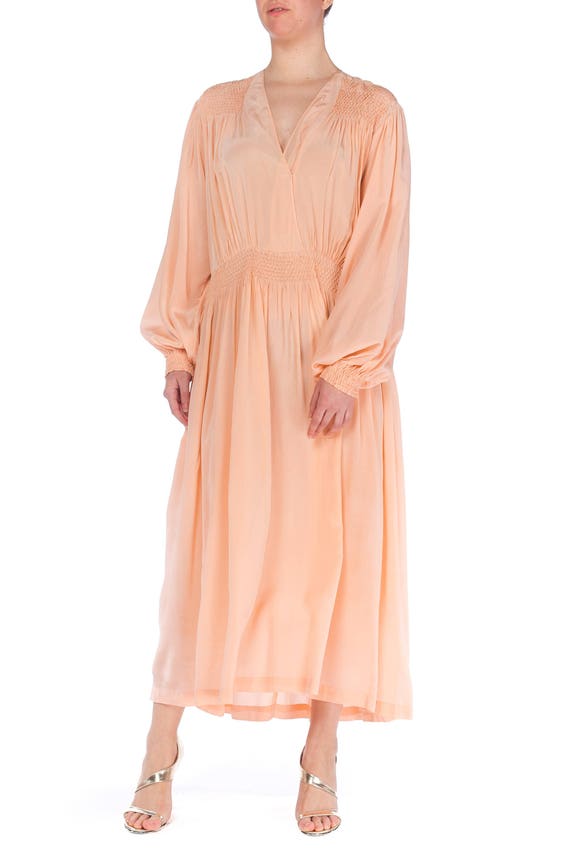 1940S Peach Silk Crepe De Chine Long Sleeve  Dress