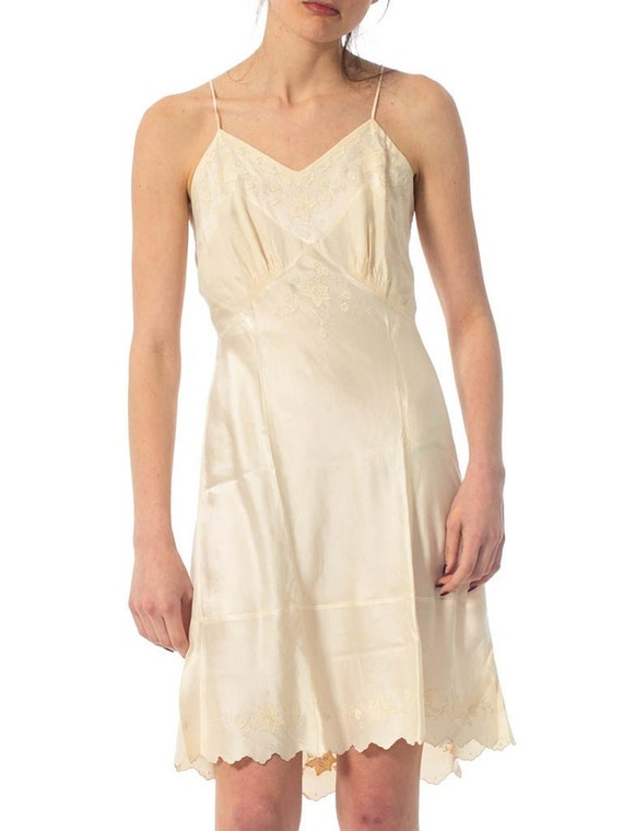 1930S Ivory Hand Embroidered Silk Charmeuse Slip D