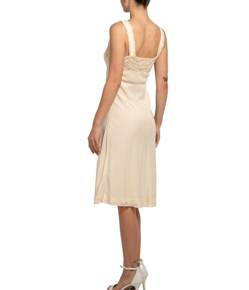 1940S Cream Bias Cut Silk Crepe De Chine Slip With Lace Detail At Top And Bottom image 4